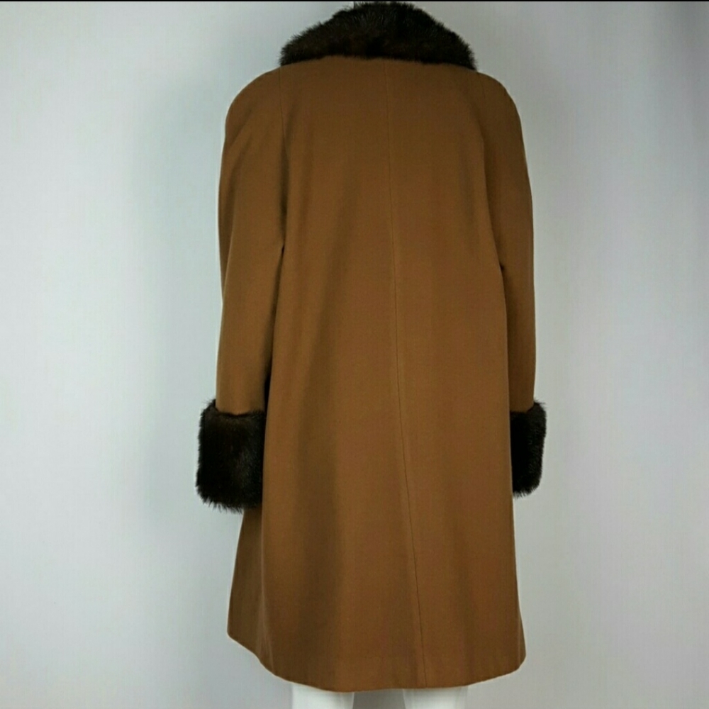 🔥 Vintage Alorna Faux Fur Collar/Cuff Coat - Picture 9 of 16
